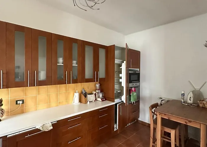 Pegli Quartiere Giardino Генуя