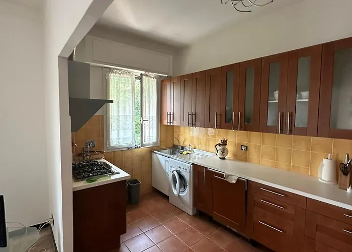 Pegli Quartiere Giardino * Genua