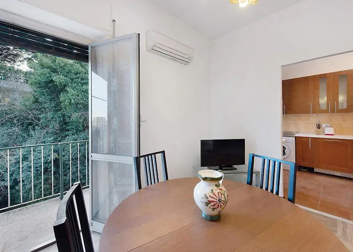 Pegli Quartiere Giardino 아파트 제노바